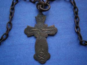 ложка с вилкой и крестик на цепи 010.JPG
