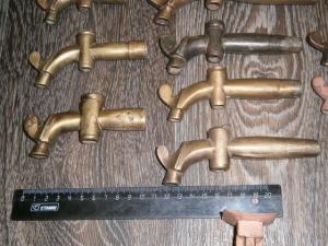 11 кранов самовар с 2 ручками 006.JPG