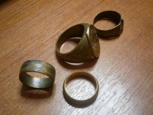 наверш закрутсабли+обоймица ножен+крест сер+5колец с печат цыган 022.JPG