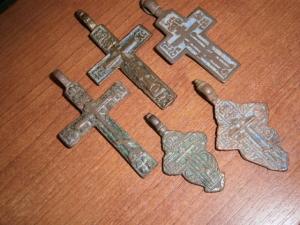 5 крестиков с эмалями + 4 красив маленьк 007.JPG