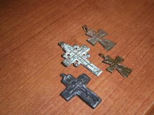 5 крестиков с эмалями + 4 красив маленьк 013.JPG