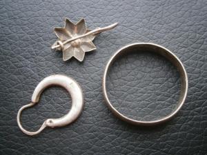 две серьги и кольцо обруч 84 пробы 002.JPG