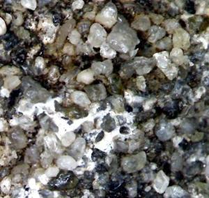 grab2014-01-09_22_хондры метеорита объемно выделенные.jpg